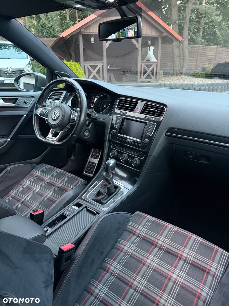 Volkswagen Golf 2.0 TSI BMT GTI Performance DSG - 30