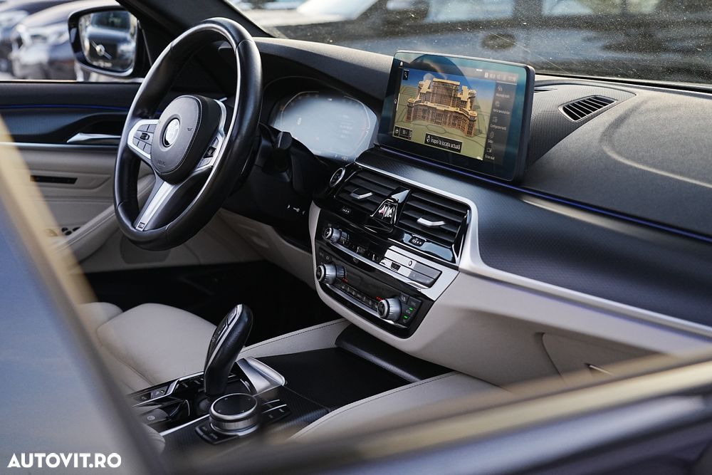 BMW Seria 5 530i xDrive Aut. M Sport Edition - 28