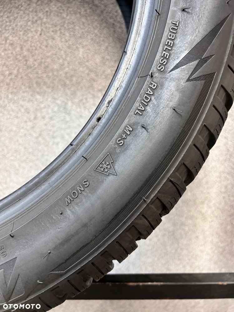 2 opony zimowe Bridgestone 225/50/18 99H Blizzak LM005, M+S - 12
