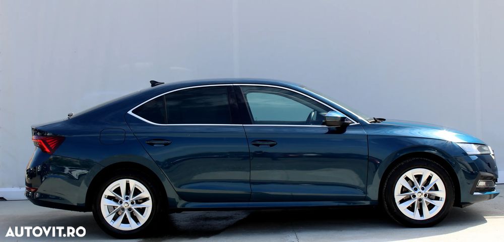 Skoda Octavia 2.0 TDI STYLE DSG - 17