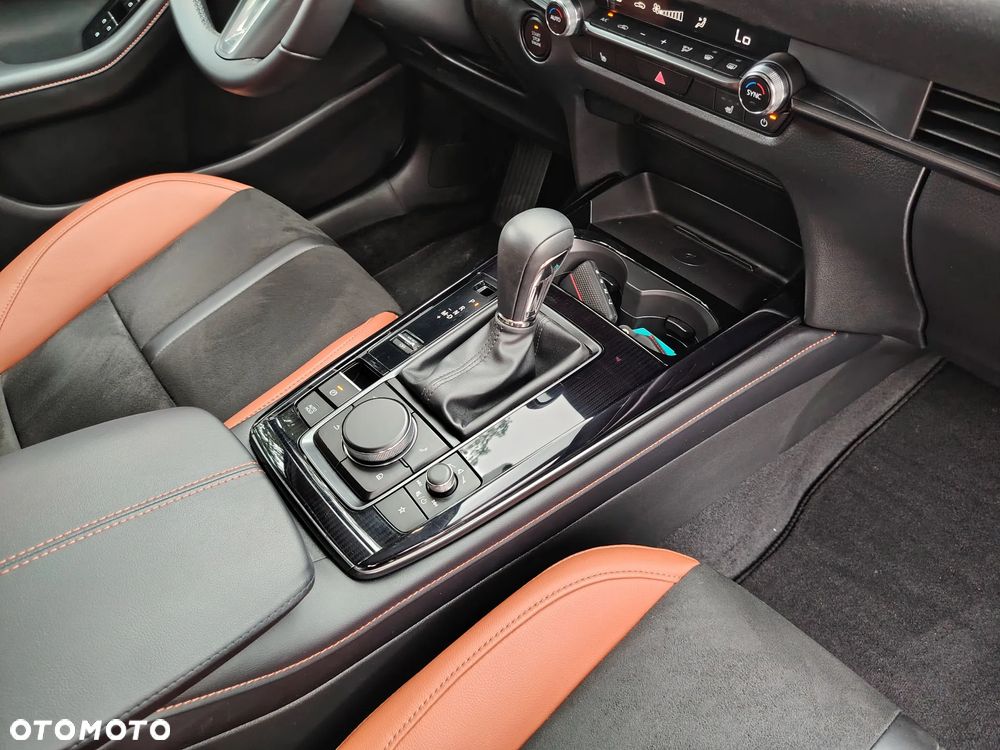 Mazda CX-30 2.0 mHEV Nagisa 2WD - 36