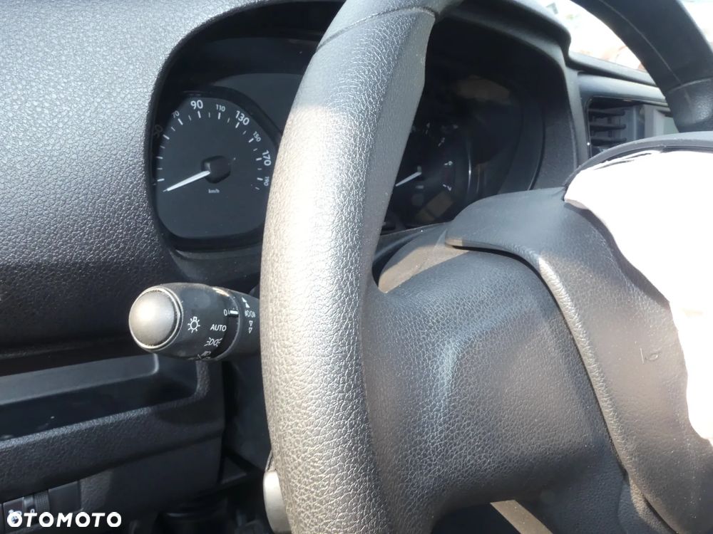 Peugeot Expert - 13