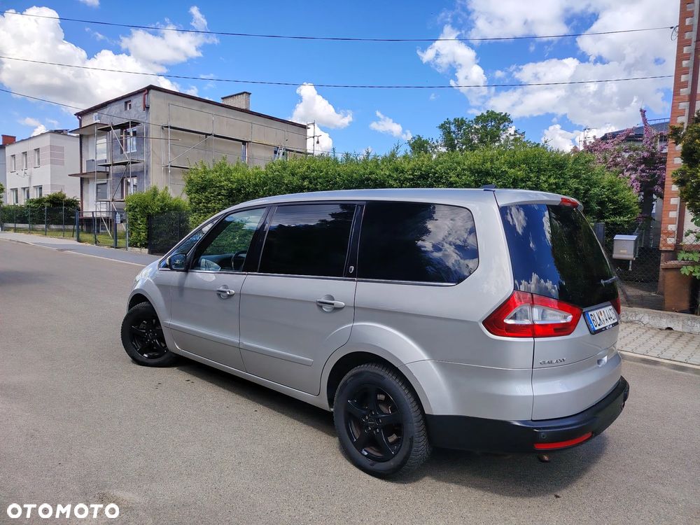 Ford Galaxy 2.0 Ghia - 3