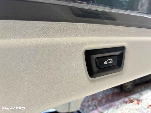 BMW 318 d Ultimate Auto - 26