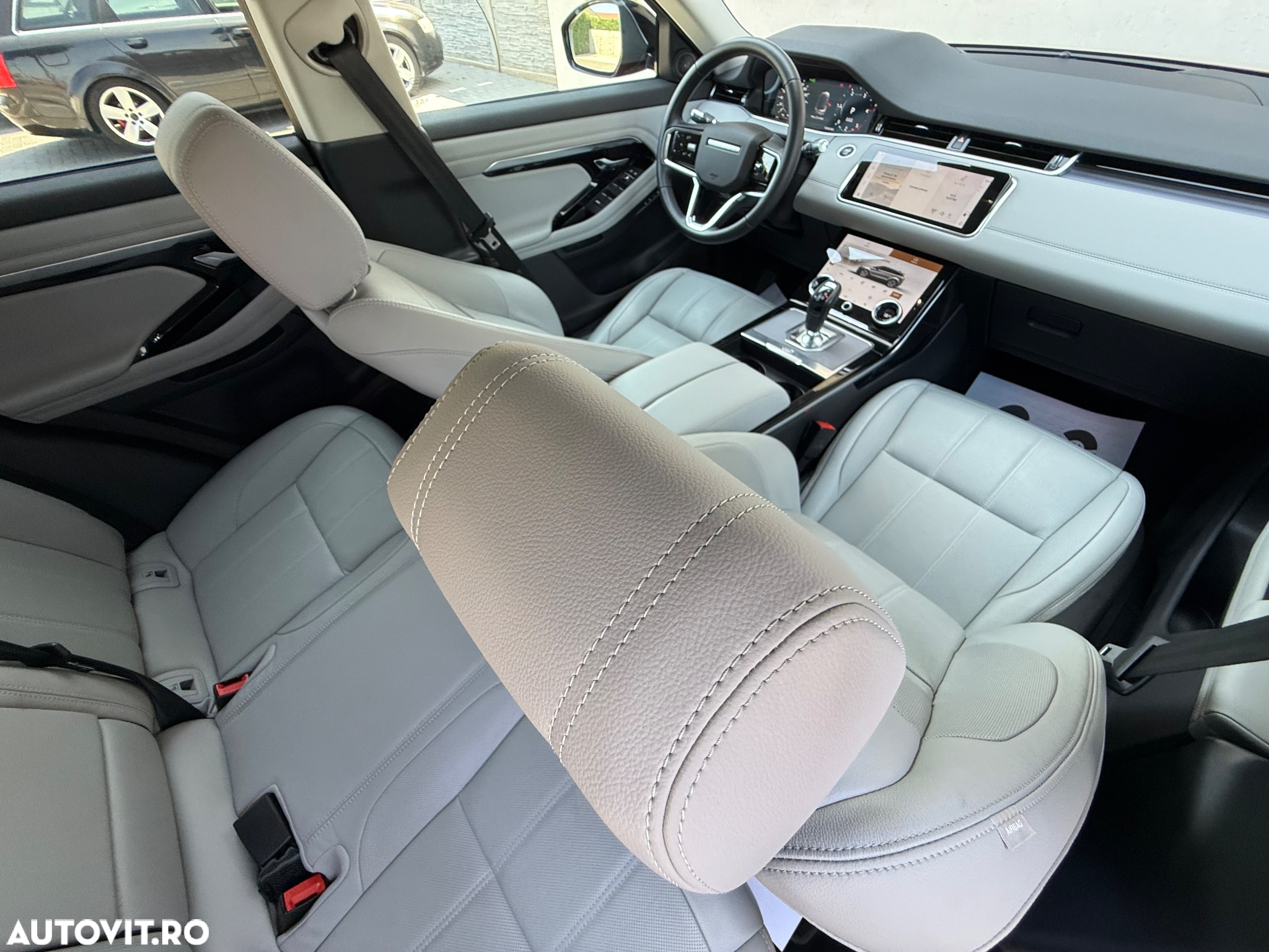 Land Rover Range Rover Evoque 2.0 D200 MHEV SE - 17