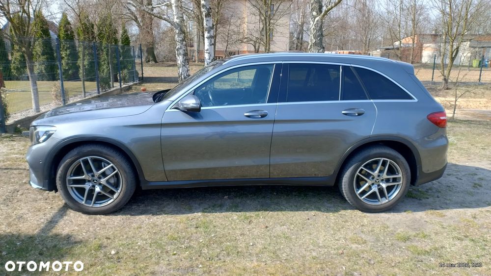 Mercedes-Benz GLC 220 d 4Matic 9G-TRONIC AMG Line - 10