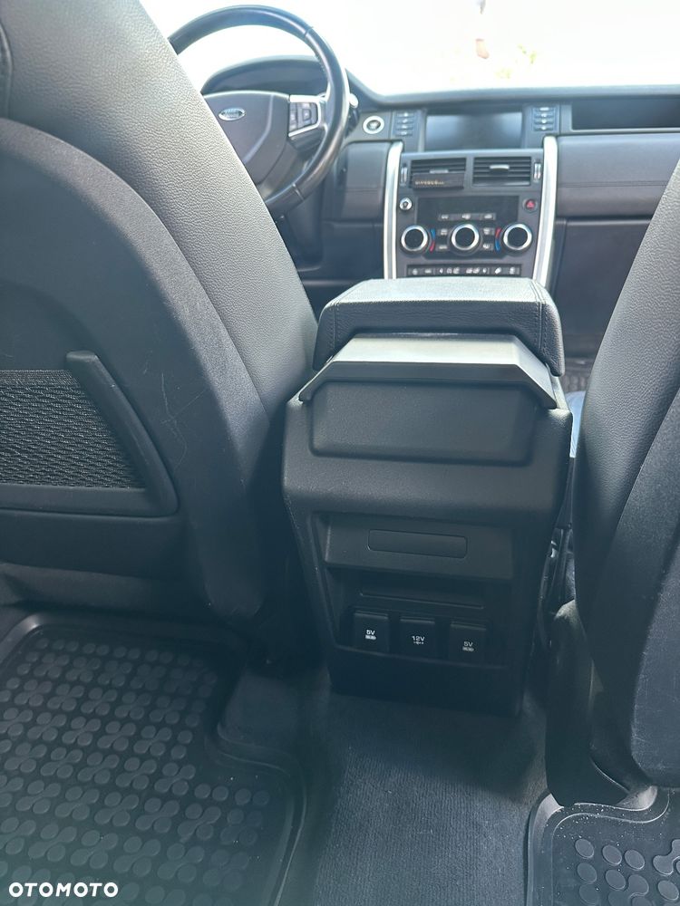 Land Rover Discovery Sport 2.0 D150 - 12