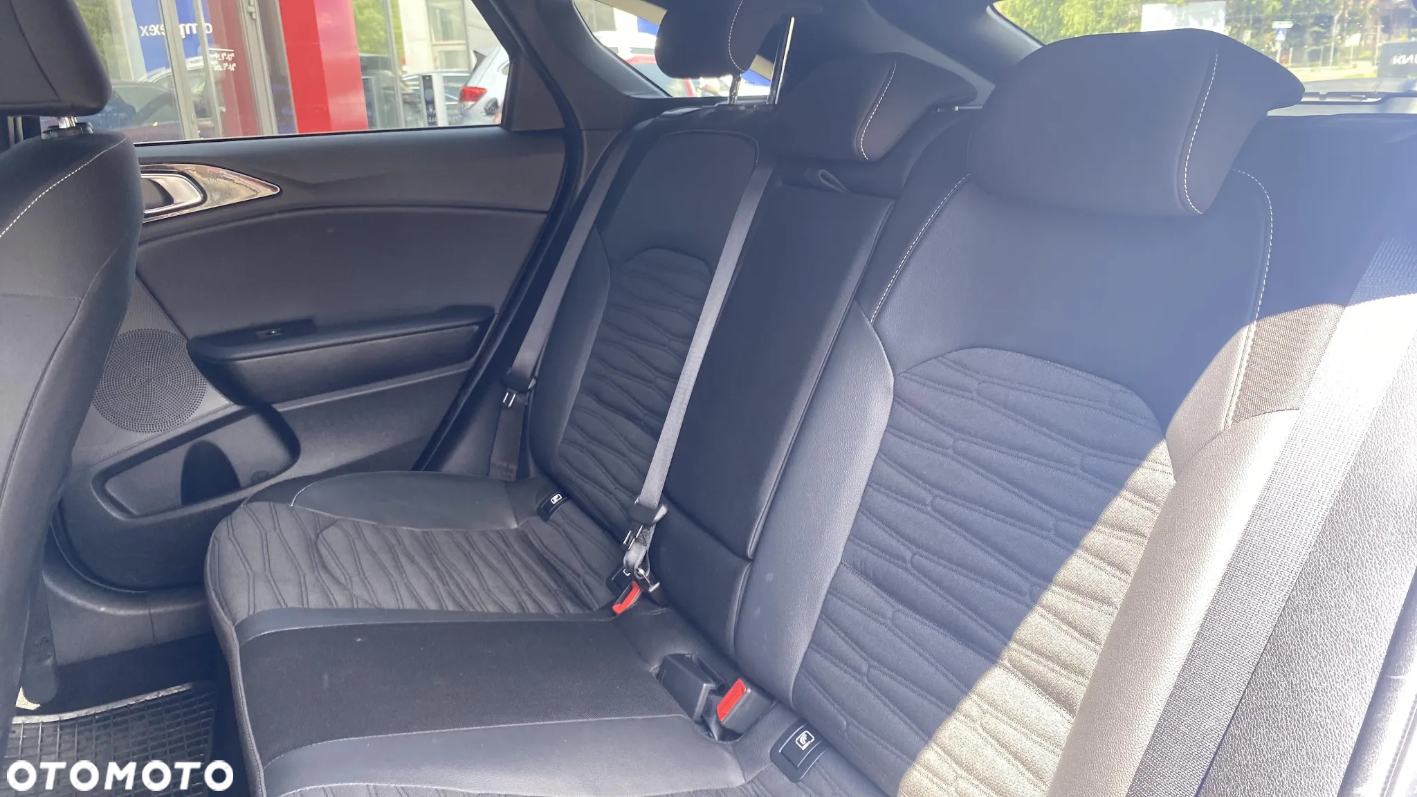 Kia ProCeed 1.5 T-GDI GT Line - 12