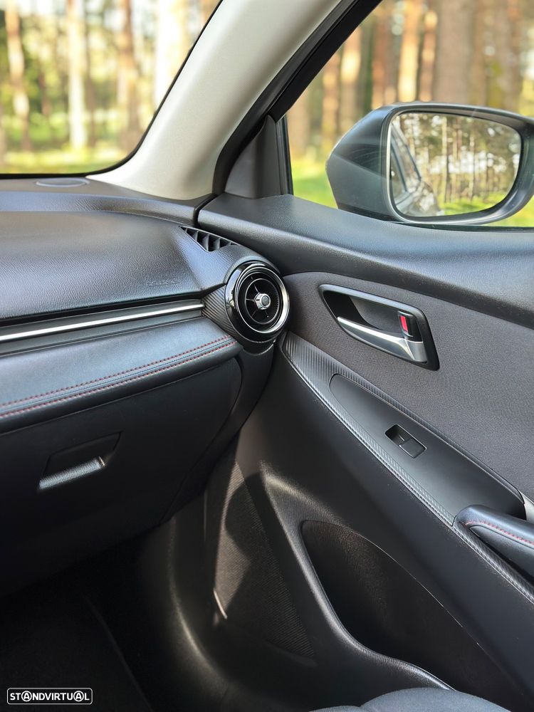 Mazda 2 1.5 Sky.Excellence Pack HS Navi - 39