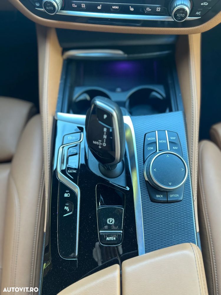 BMW Seria 5 545e xDrive AT PHEV - 15