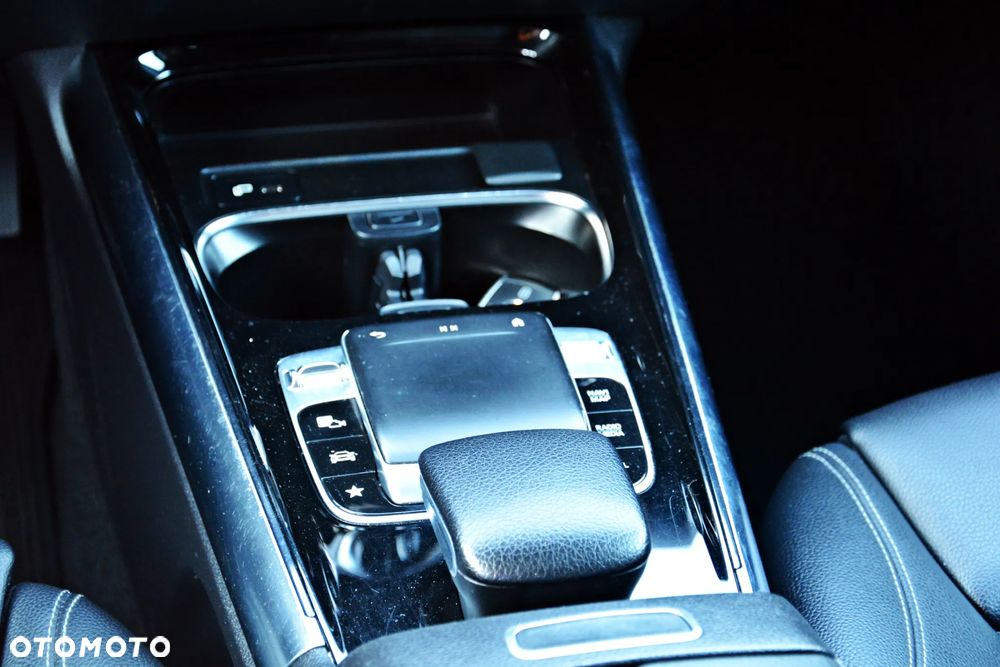 Mercedes-Benz Klasa B 200 d 8G-DCT - 19