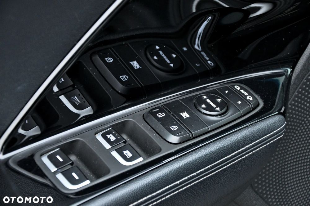 Kia Niro 1.6 GDI Plug-in Hybrid L Business Line - 29