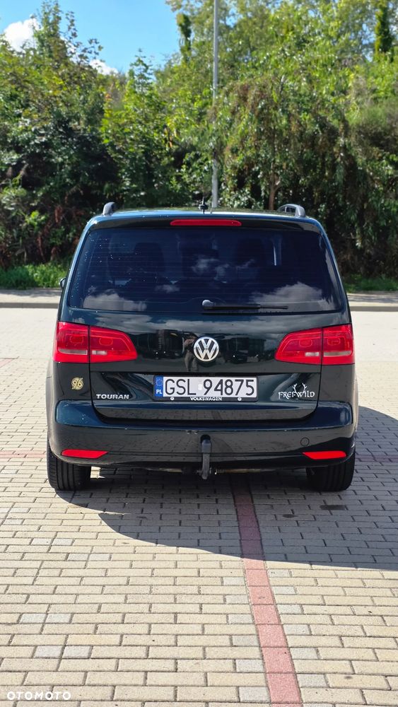 Volkswagen Touran 1.2 TSI STYLE - 4