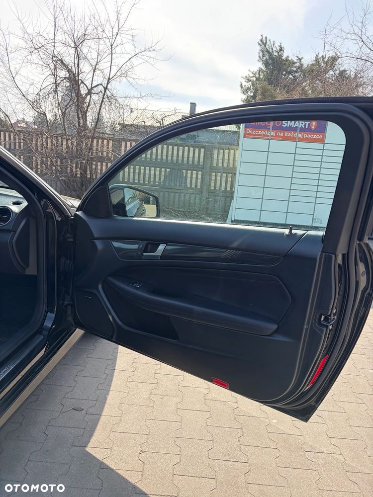 Mercedes-Benz Klasa C 250 (BlueEFFICIENCY) 7G-TRONIC - 16