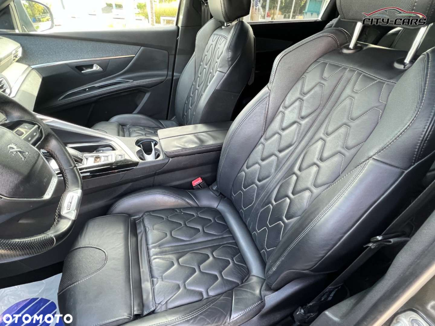 Peugeot 5008 - 25