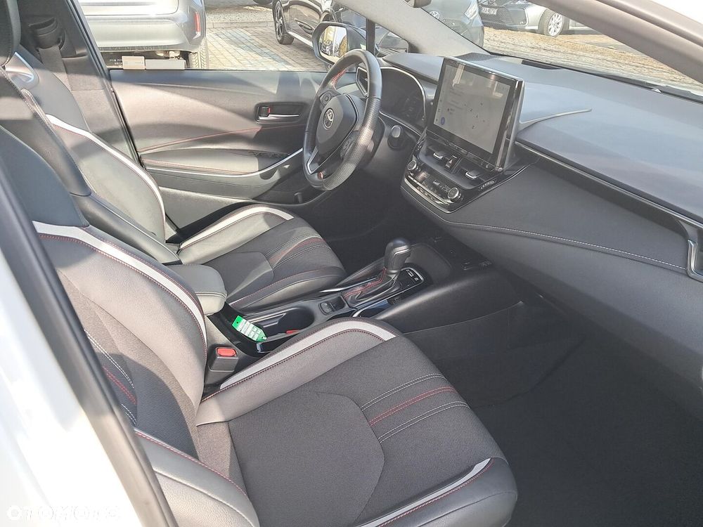 Toyota Corolla 1.8 Hybrid GR Sport Dynamic - 21