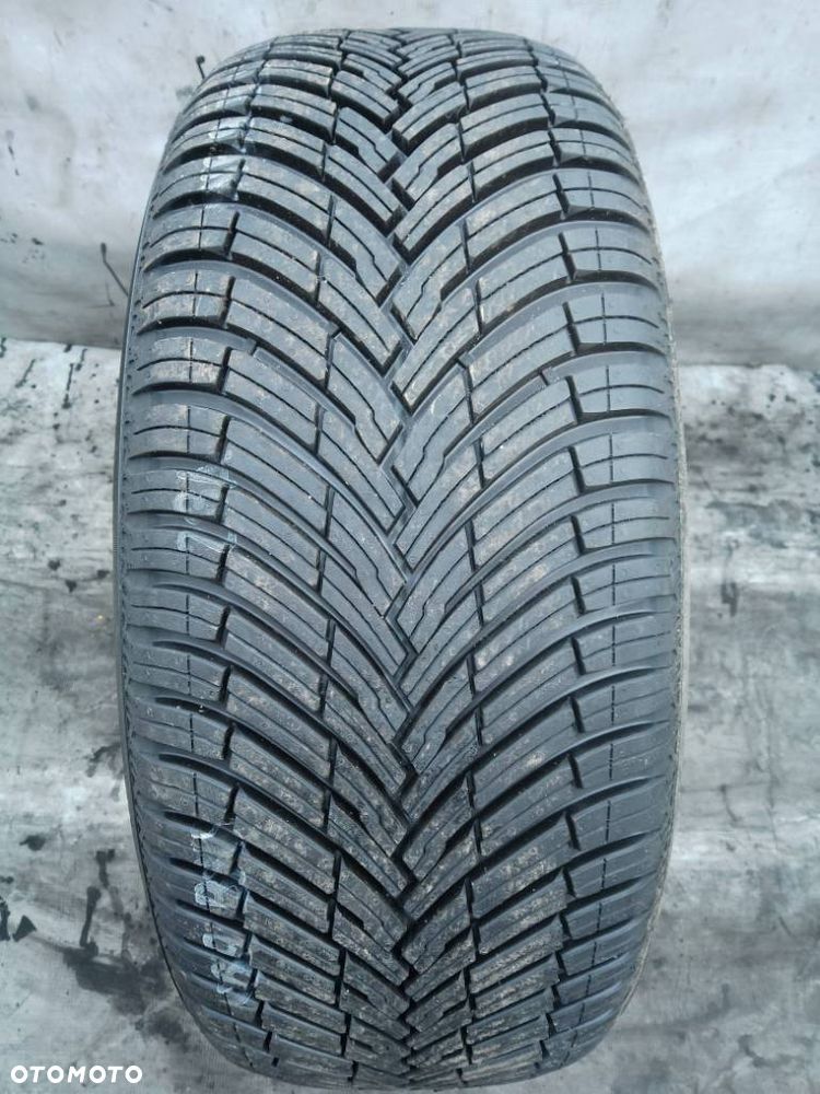 Pirelli All Season SF3 Cinturato 215/50 r17 95W 2025 8mm - 1