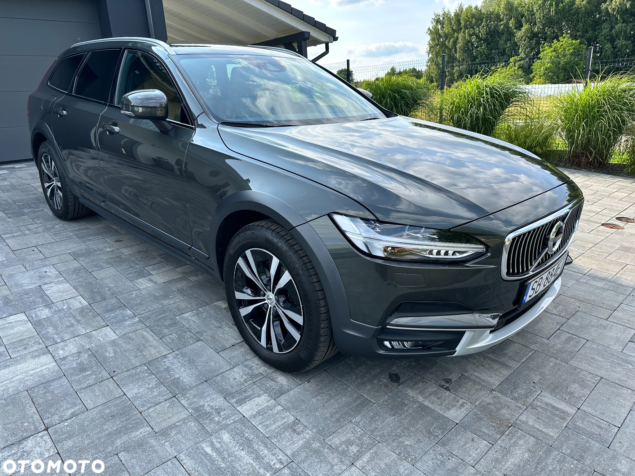 Volvo V90 Cross Country D4 AWD - 12