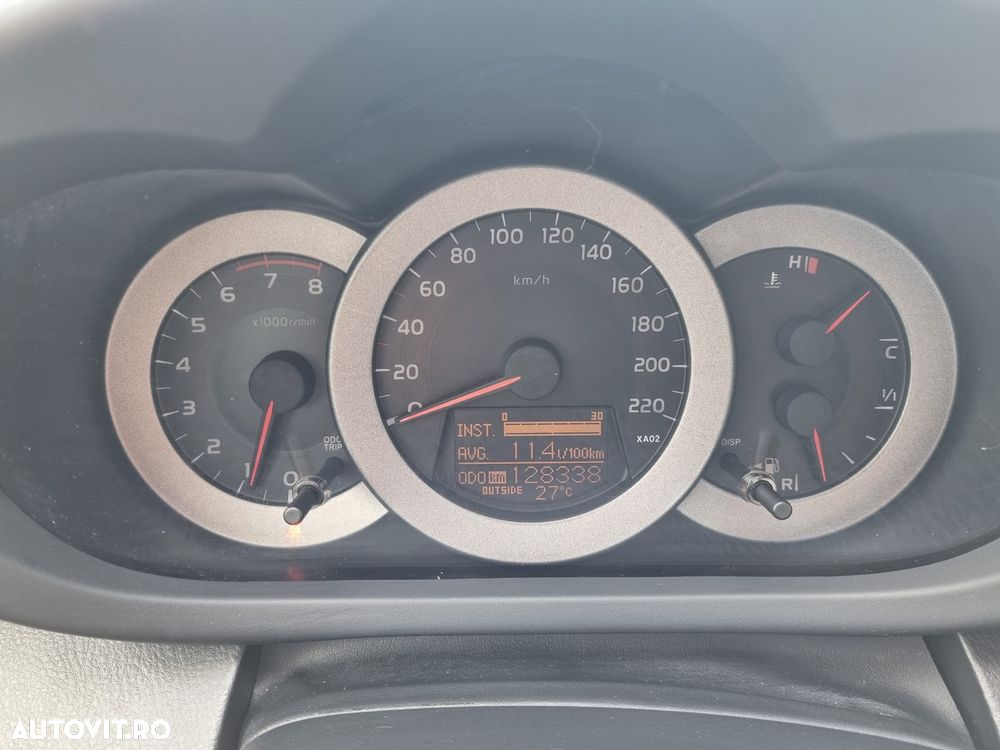 Toyota RAV4 2.0 Aut Executive - 10