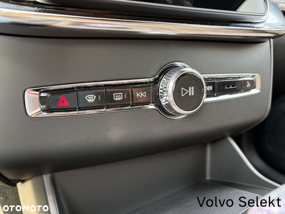 Volvo XC 90 - 17