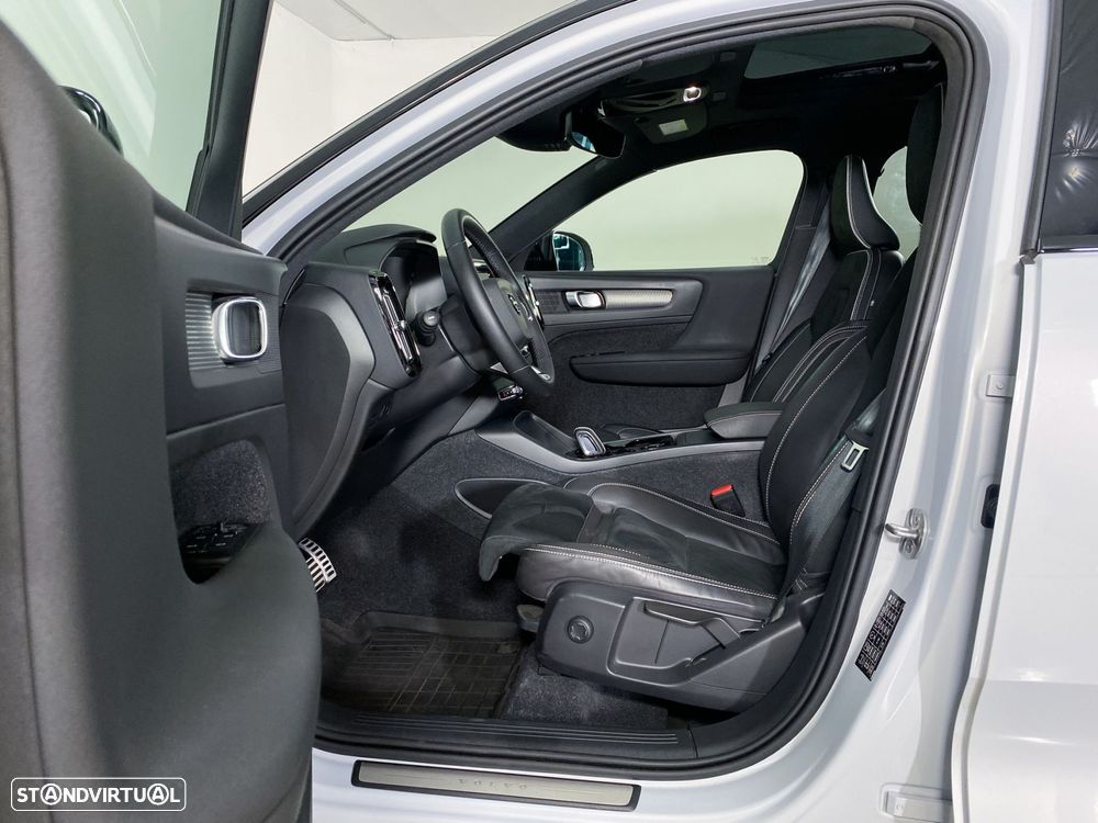 Volvo XC 40 1.5 T3 R-Design Geartronic - 9