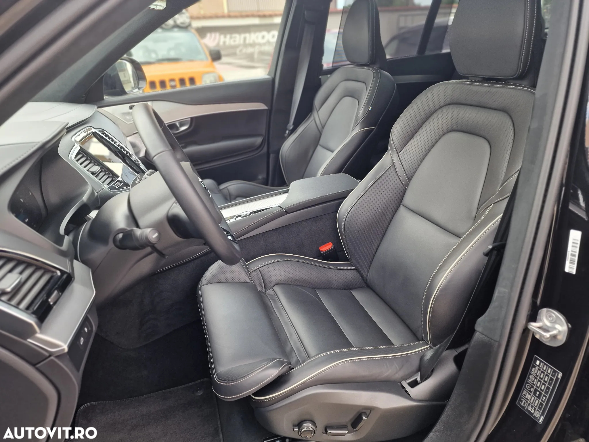 Volvo XC 90 T8 AWD Twin Engine Geartronic RDesign - 26