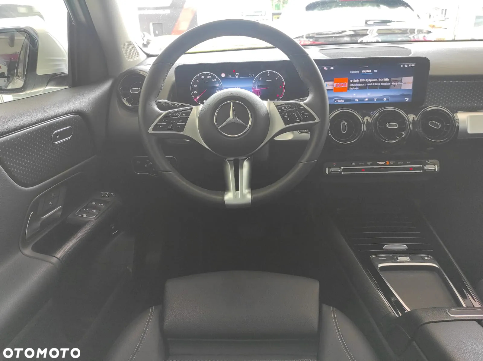 Mercedes-Benz GLB ver-200-d-4--matic-8g--dct - 11