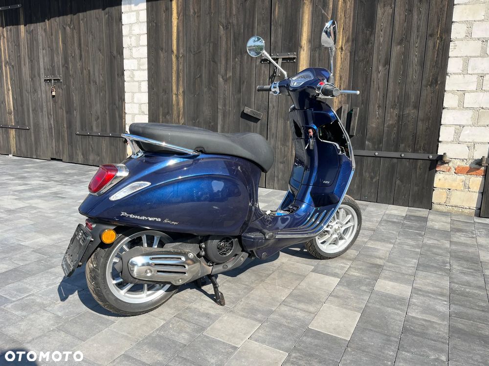 Vespa Primavera - 2