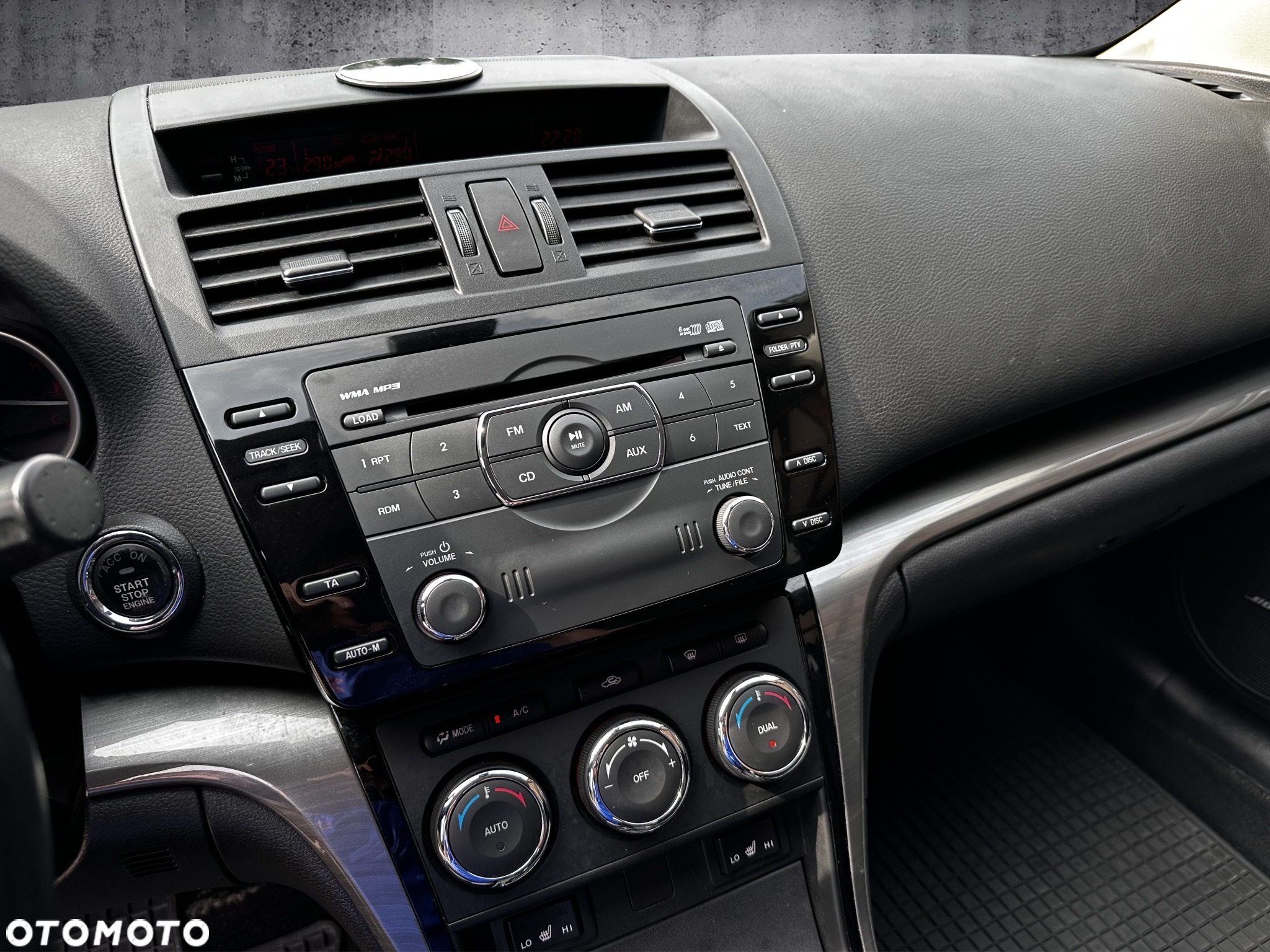 Mazda 6 Sport Kombi 2.2 CD DPF Exclusive-Line Edition 40 Jahre - 17