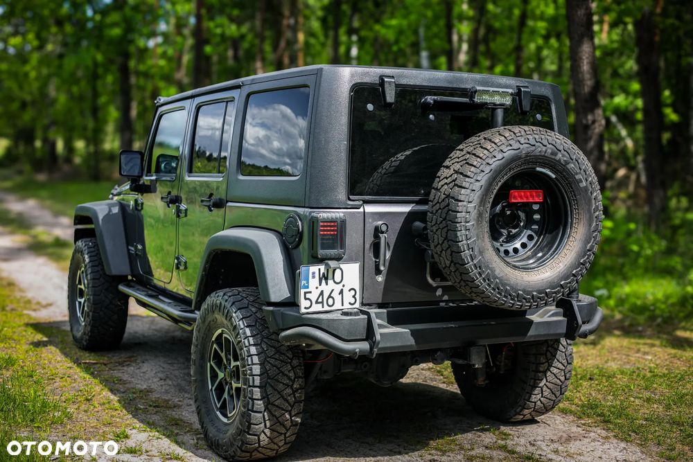 Jeep Wrangler - 9