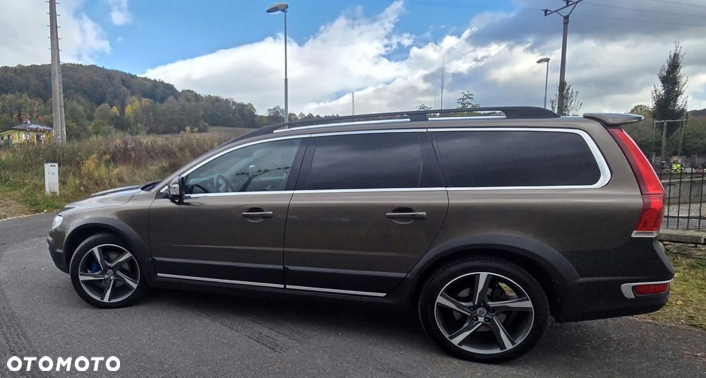 Volvo XC 70 - 4