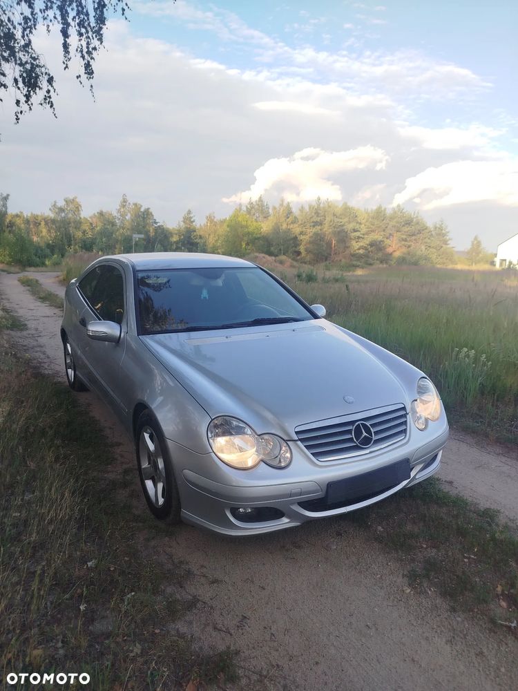 Mercedes-Benz Klasa C 200 CDI Sportcoupe - 8