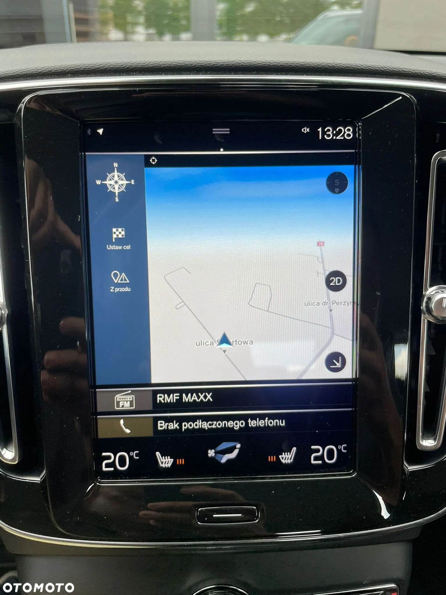 Volvo XC 40 T4 Momentum Pro - 36
