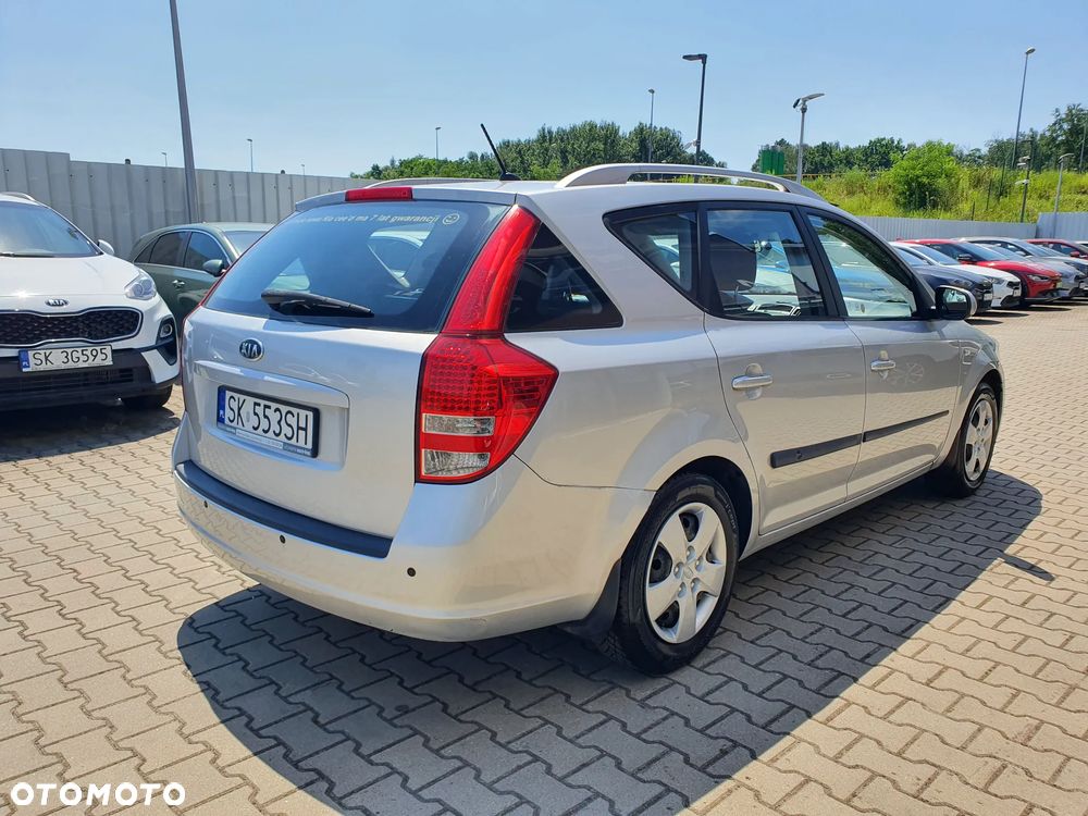 Kia Ceed 1.6 M - 6