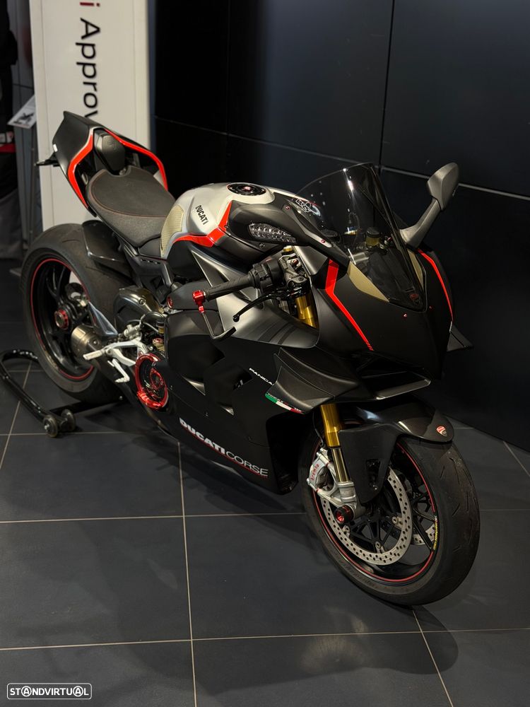 Ducati Panigale V4 S - 2