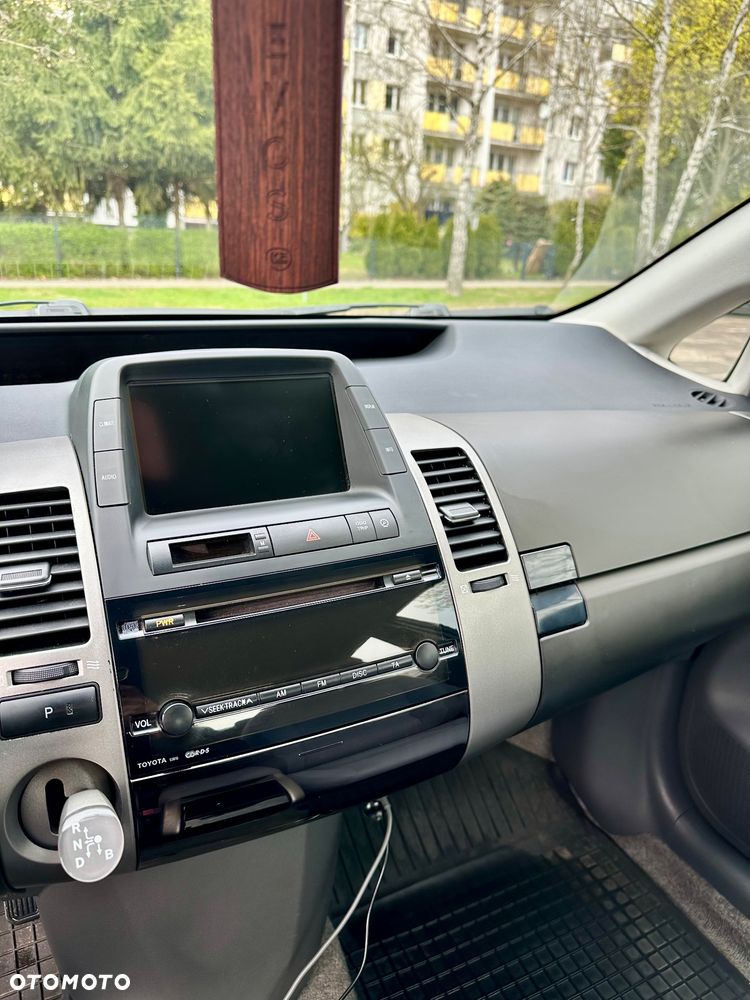 Toyota Prius 1.5 VVT-i Sol - 19