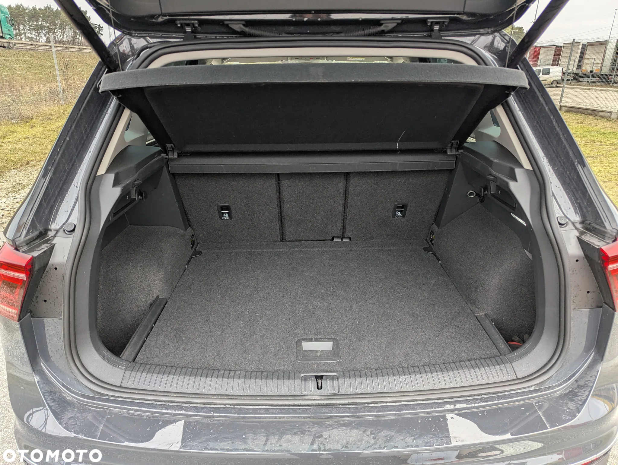 Volkswagen Tiguan 2.0 TSI 4Mot Elegance DSG - 32
