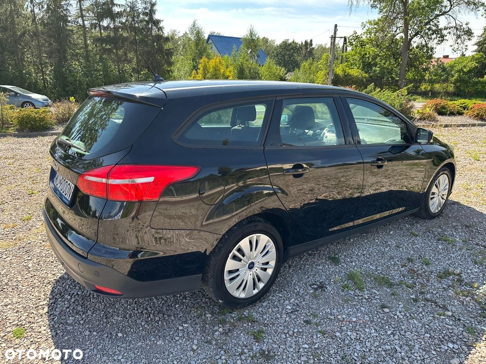 Ford Focus 1.5 TDCi Trend - 4