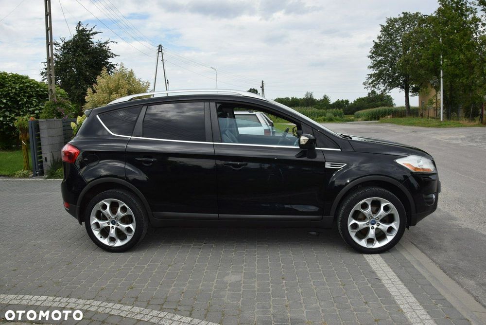Ford Kuga 2.0 TDCi 2x4 Titanium - 10