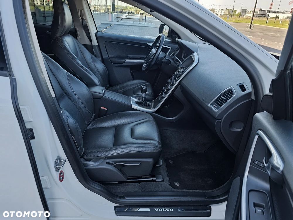 Volvo XC 60 - 16