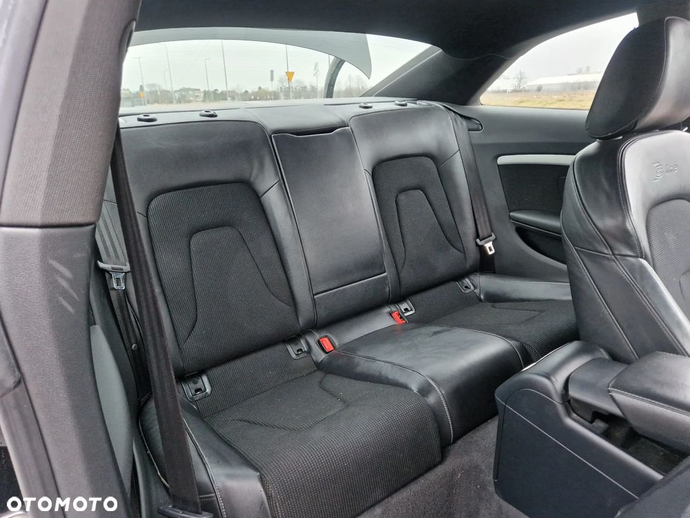 Audi A5 Coupé 2.0 TDI DPF quattro - 17