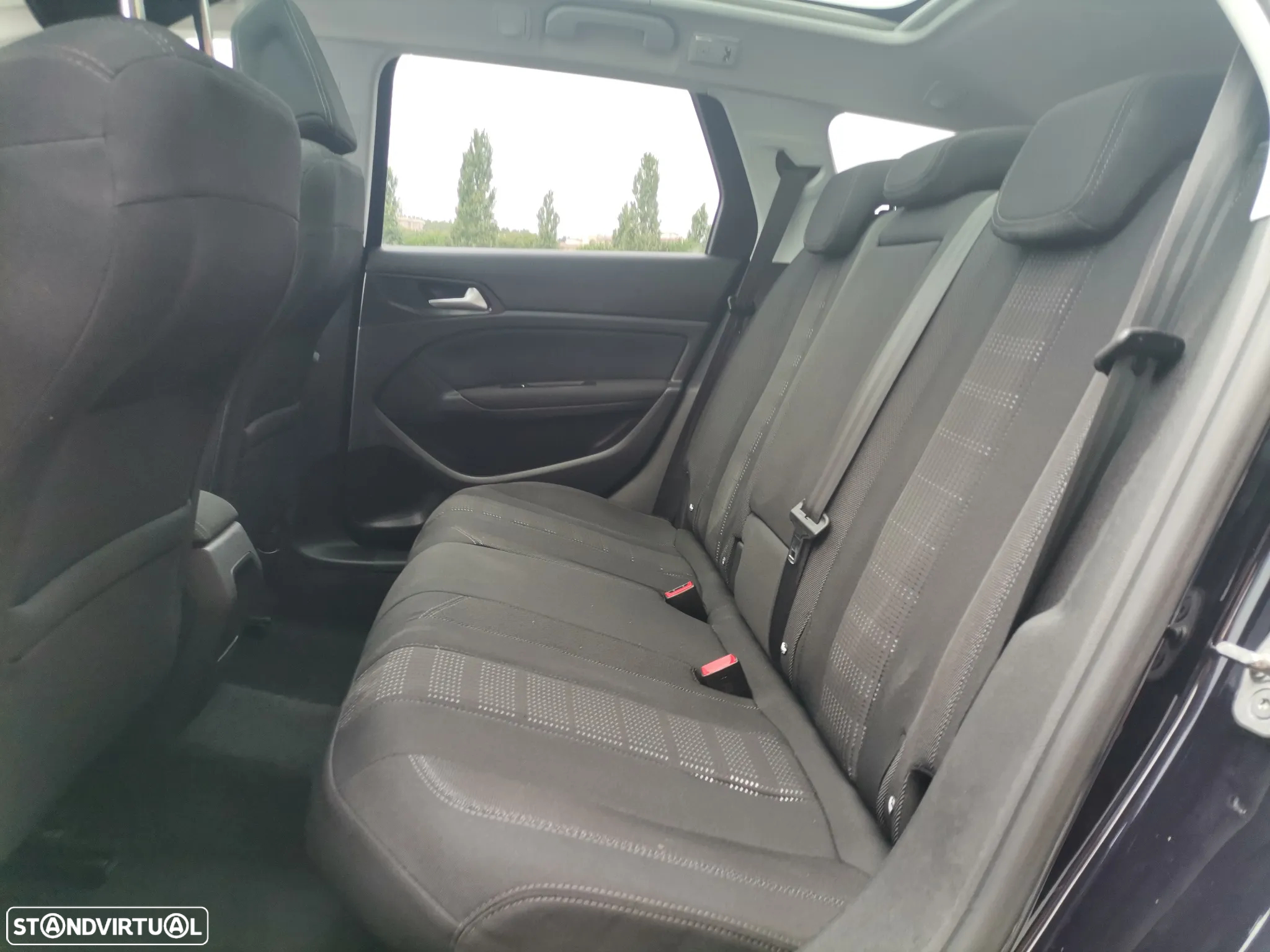 Peugeot 308 SW 1.6 BlueHDi Allure - 4