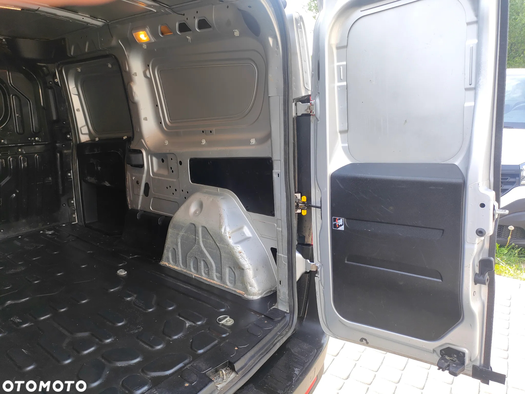 Opel COMBO 1,3 CDTI LONG L2H1 EURO V - 20
