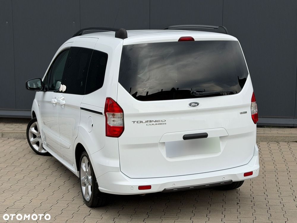 Ford Tourneo Courier 1.0 EcoBoost Titanium - 6