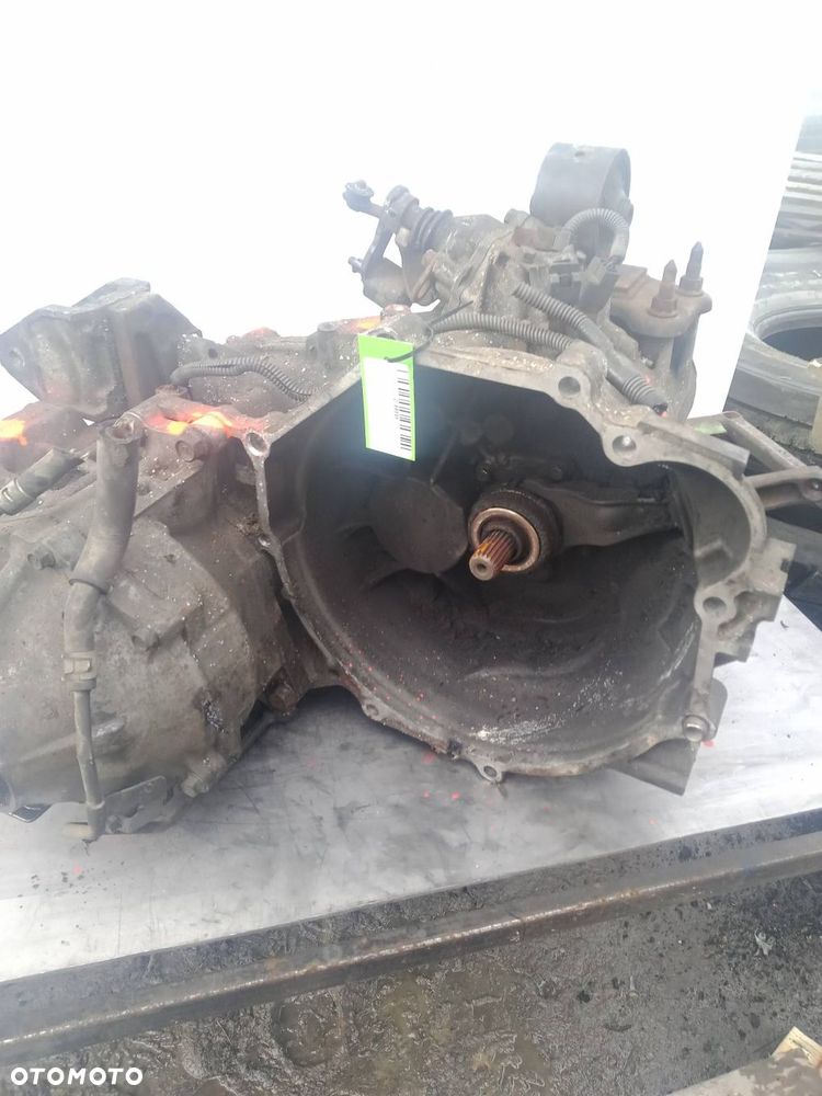 SKRZYNIA BIEGÓW REDUKTOR W5M421Z4B2 MITSUBISHI OUTLANDER I - 6