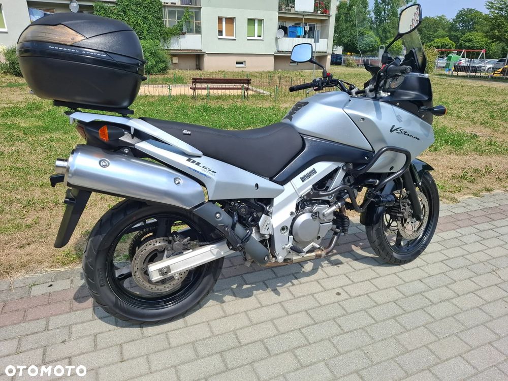 Suzuki V-STROM - 17