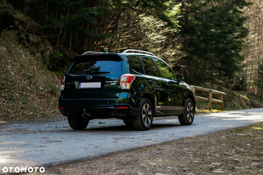 Subaru Forester 2.0D Exclusive - 6