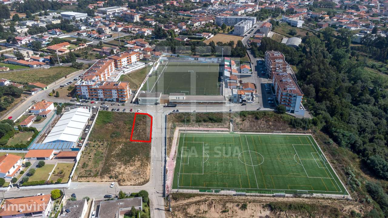 Lote para construção com 601 m2 em Paços de Brandão - Grande imagem: 5/10
