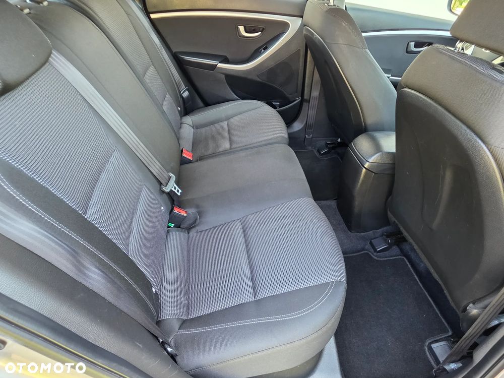 Hyundai i30 1.4 BlueDrive Run - 28