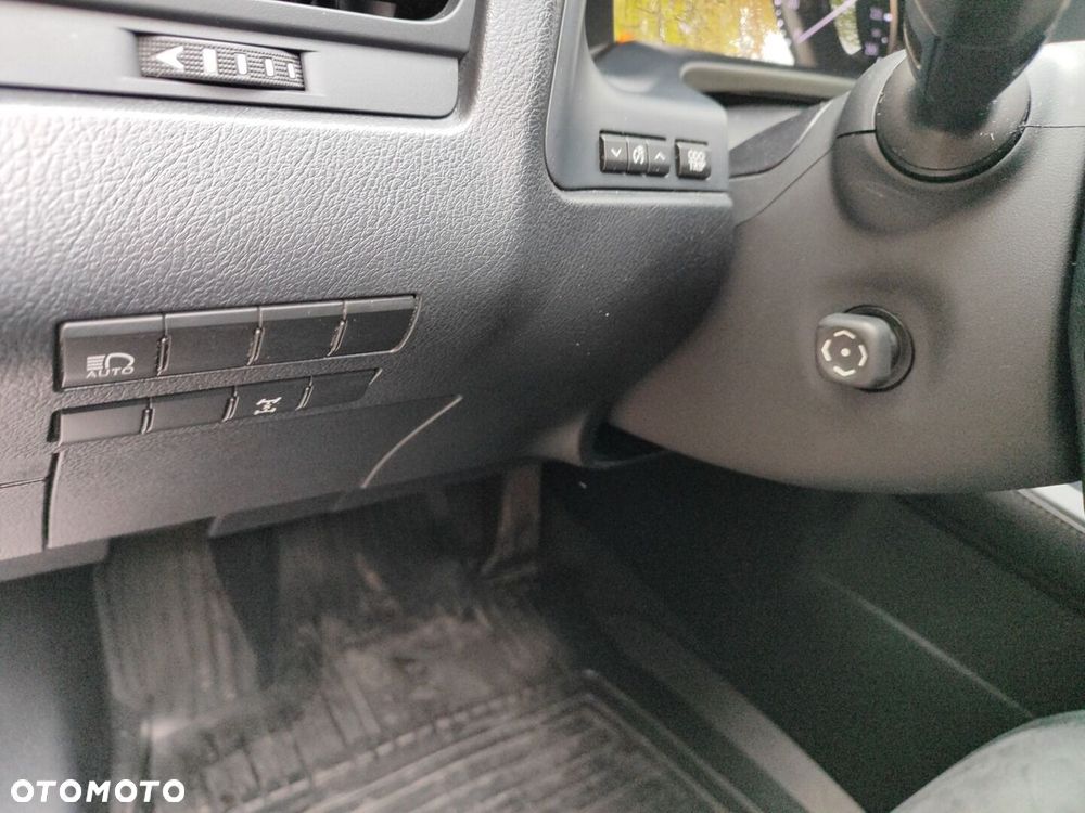 Lexus RX 200t / 300 Elite - 25
